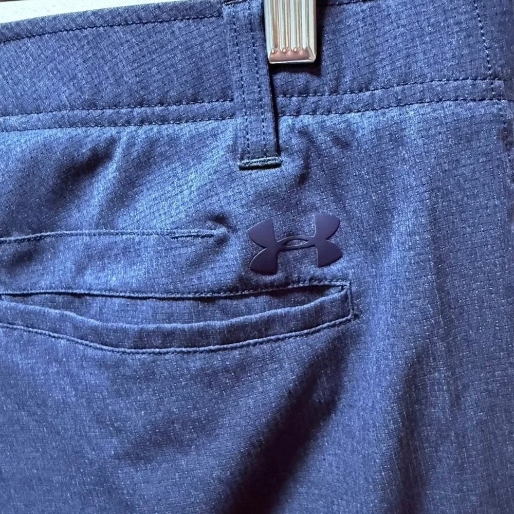 Under Armour Men Golf Pants‎ Navy Blue Size 38x32 Flat Front Athletic Fit
